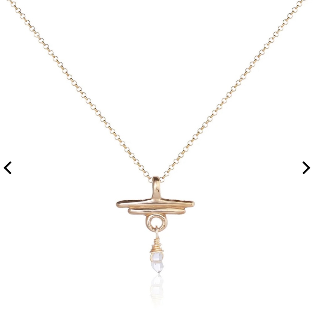 NEW Catori Gold Pendant Necklace, 22K Gold